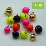 Ein Haufen Cheburashka Bleie aus Tungsten in verschiedenen Farben