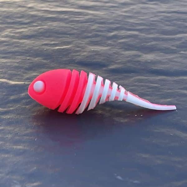 Club Nyashki Jack in Pink Weiss auf Schieferplatte