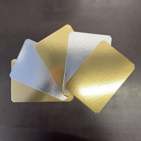Goldene und Silberne Lachsbretter 230 160 auf Holzplatte
