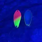 Trout Area Sports Spoon Njoerd 10 unter UV Licht