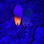 Trout Area Sports Spoon Njoerd 1 unter UV Licht