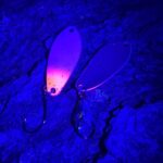 Trout Area Sports Spoon Njoerd 4 unter UV Licht